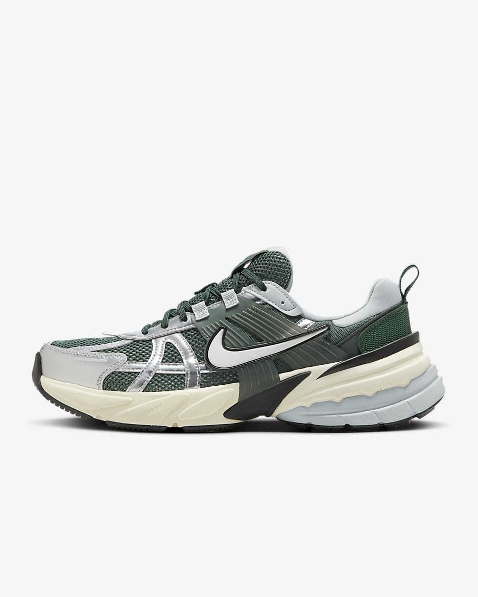 Nike black and green shoes best sale